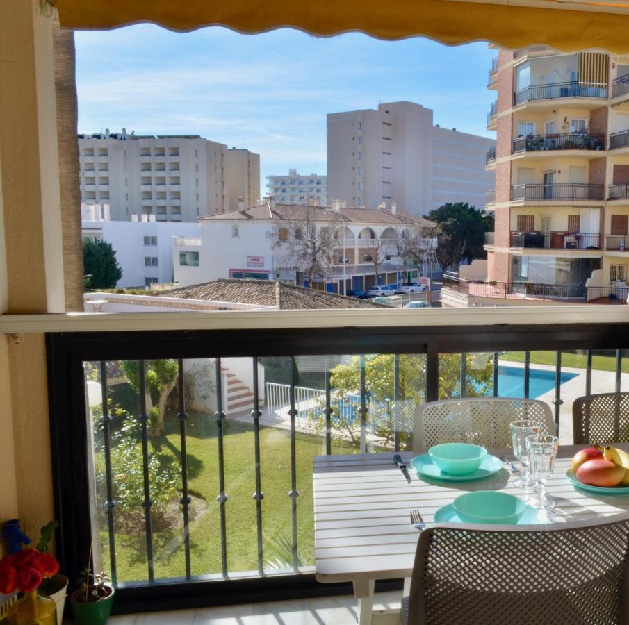 Апартаменты Carihuela Un Dormitorio Junto Al Mar Торремолинос Экстерьер фото