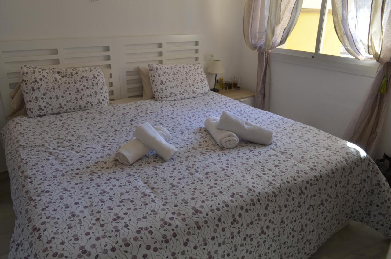Апартаменты Carihuela Un Dormitorio Junto Al Mar Торремолинос Экстерьер фото