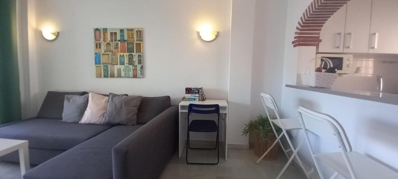 Апартаменты Carihuela Un Dormitorio Junto Al Mar Торремолинос Экстерьер фото